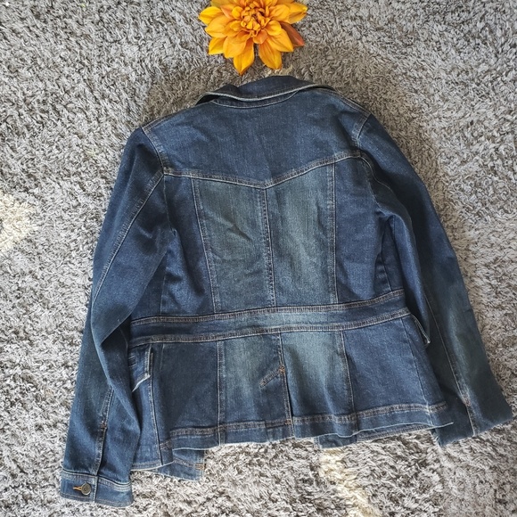 LOFT Blue Jean Jacket - Picture 3 of 7